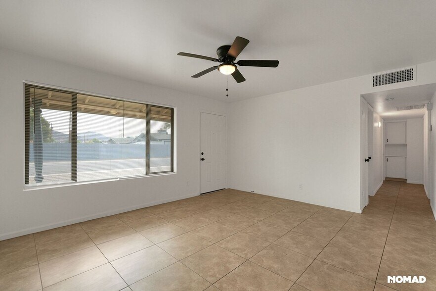 Building Photo - 11618 N 24th Dr