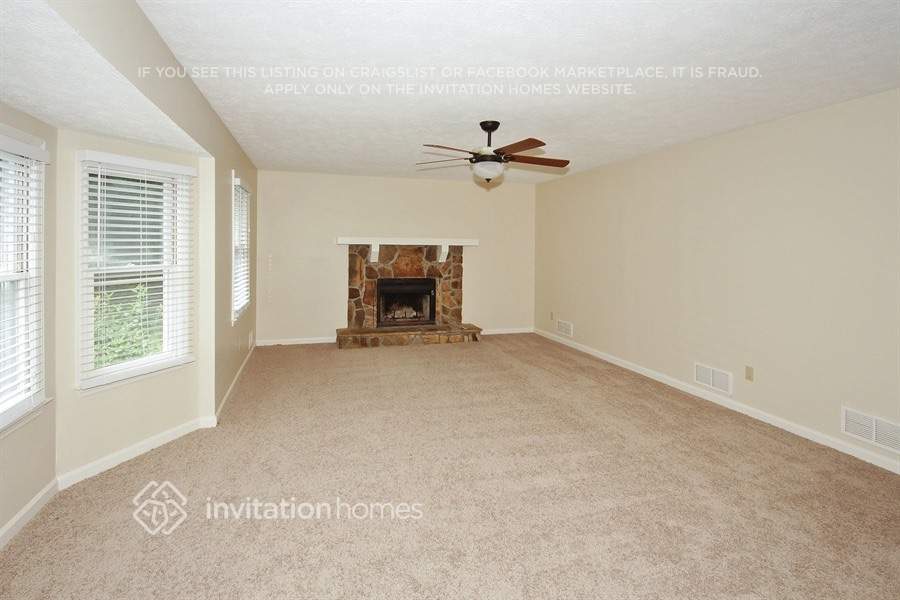 Building Photo - 515 Oak Springs Dr NW