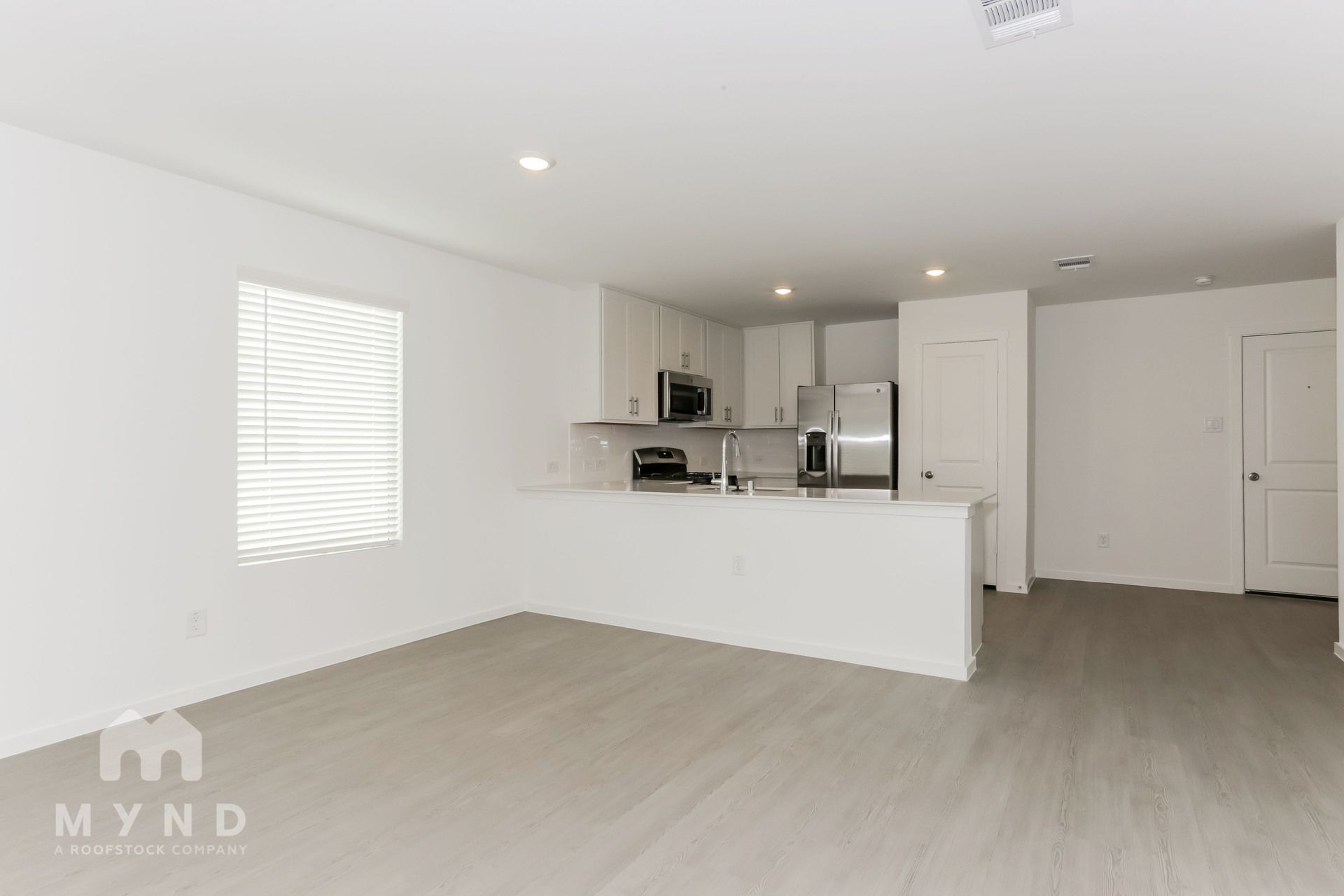 Building Photo - 2728 Ctr Crk Ln