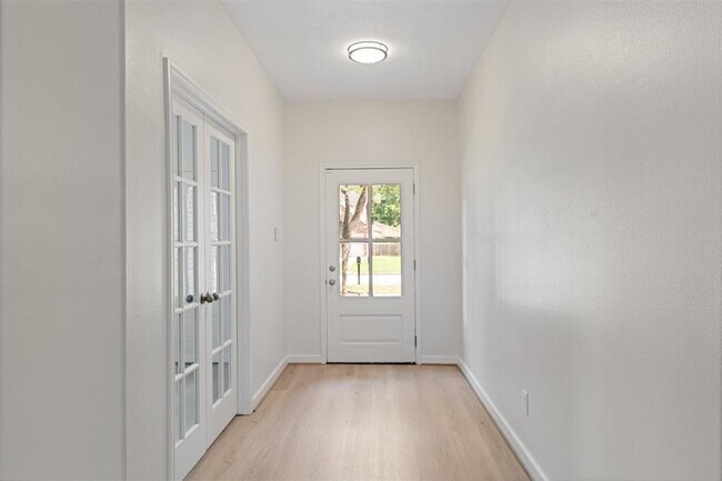 Building Photo - 16407 Azimuth Dr