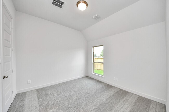 Building Photo - 2719 Country Ln