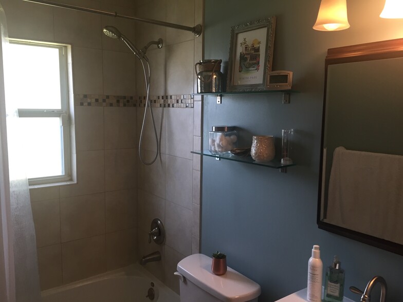 bathroom 2 - 779 West Lyman Avenue