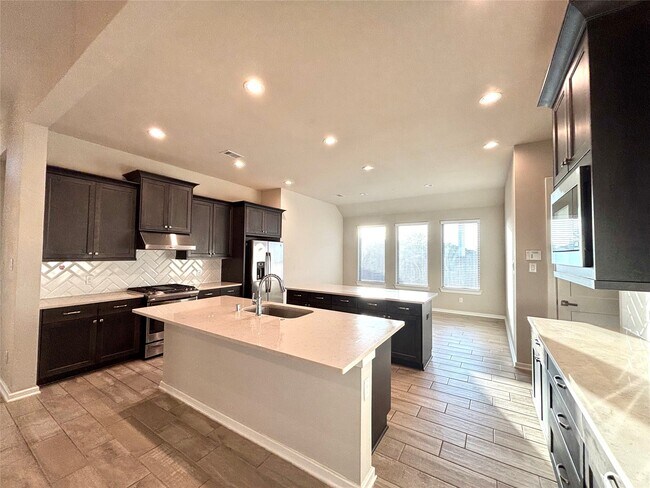 Building Photo - 5806 Pecos Ct