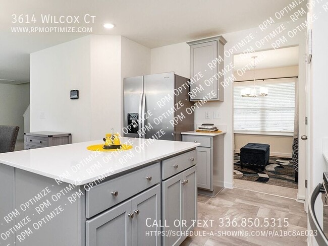 Building Photo - 3614 Wilcox Dr