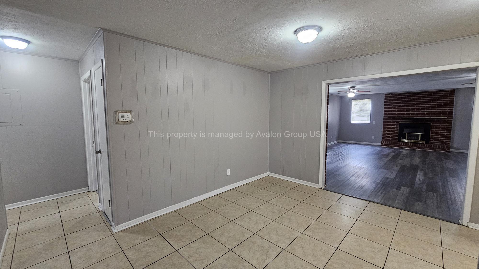 Building Photo - 9504 Evesham Rd