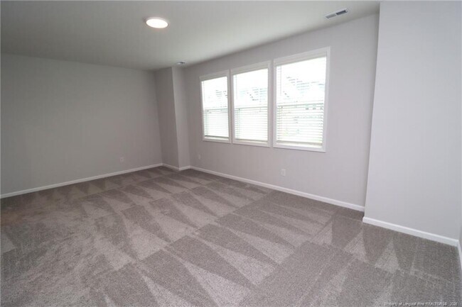 Building Photo - 3131 Cathedral Comb Dr