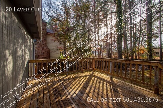 Building Photo - 20 Laver Cir