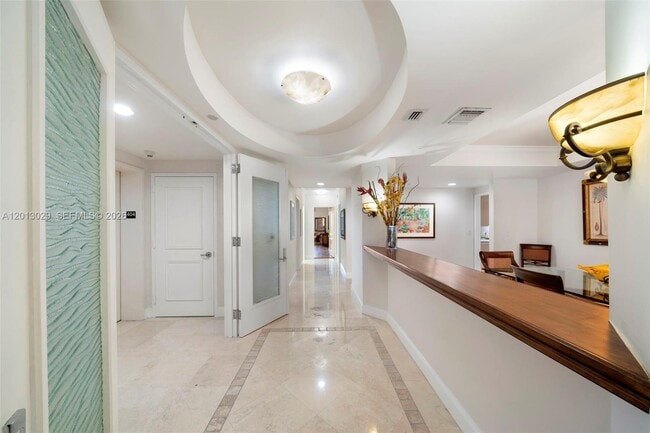 Building Photo - 791 Crandon Blvd