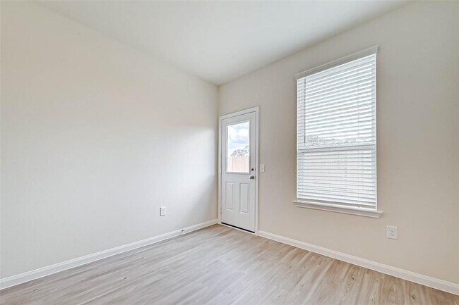 Building Photo - 16131 Kingfield Haven Dr