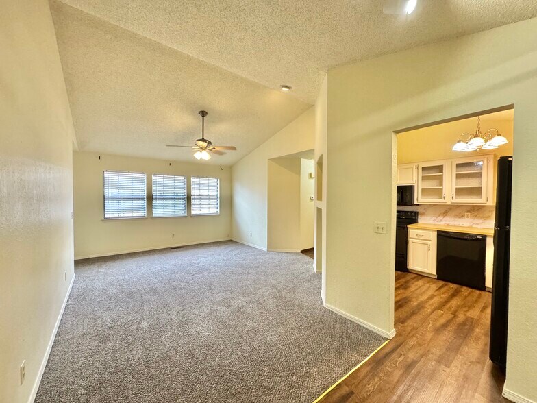 Building Photo - 1416 SW 96th St