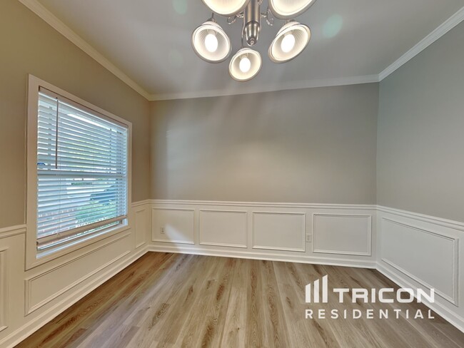 Building Photo - 1851 Stoney Chase Dr