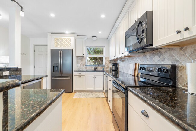 Building Photo - 5555 Gulf Blvd