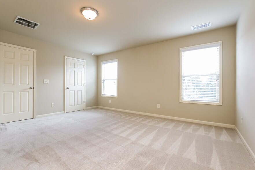 Building Photo - 1415 Kilchis Falls Way