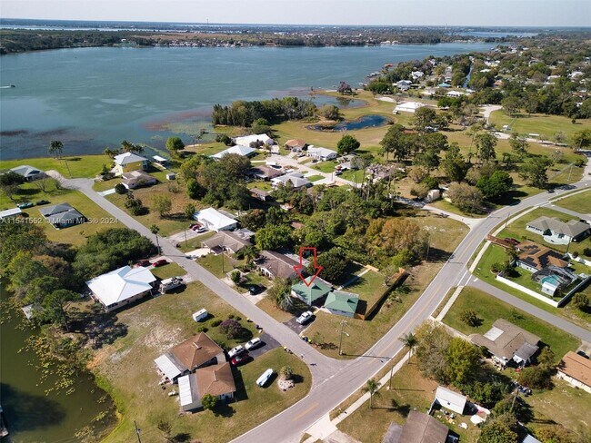 Building Photo - 101 Jasmine Ct