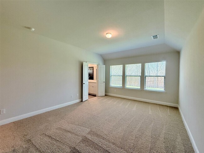 Building Photo - 2305 Caroline St