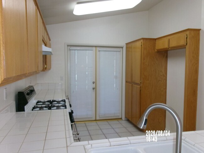 Building Photo - 5319 Silvergate St