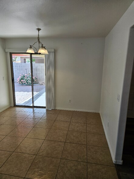 Building Photo - 3583 E Charles Austin Ln