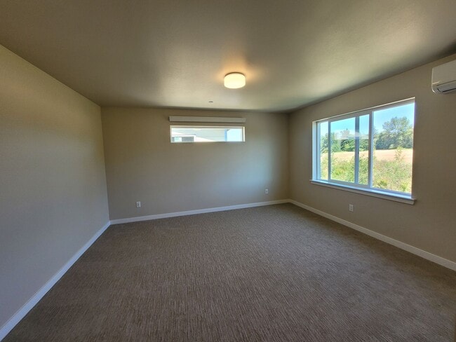 Building Photo - Beautiful Home in North Bellingham