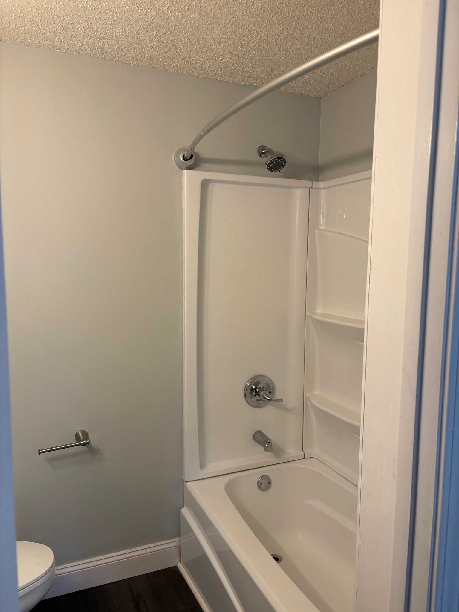 Building Photo - 1717 Cherokee Rd