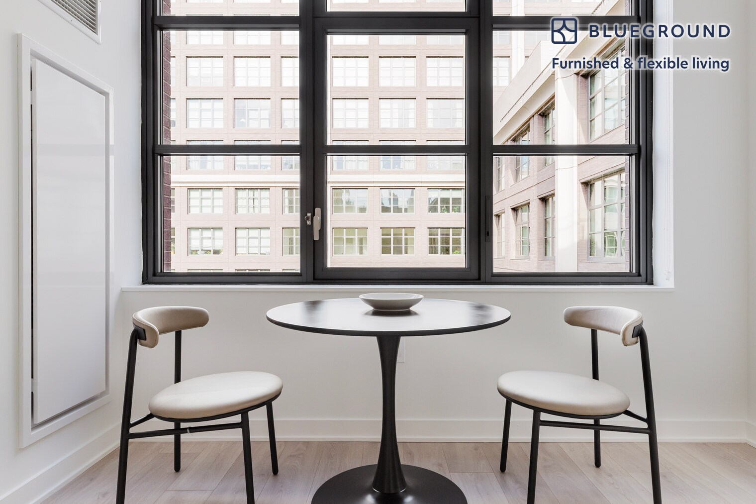 Building Photo - 135 York St