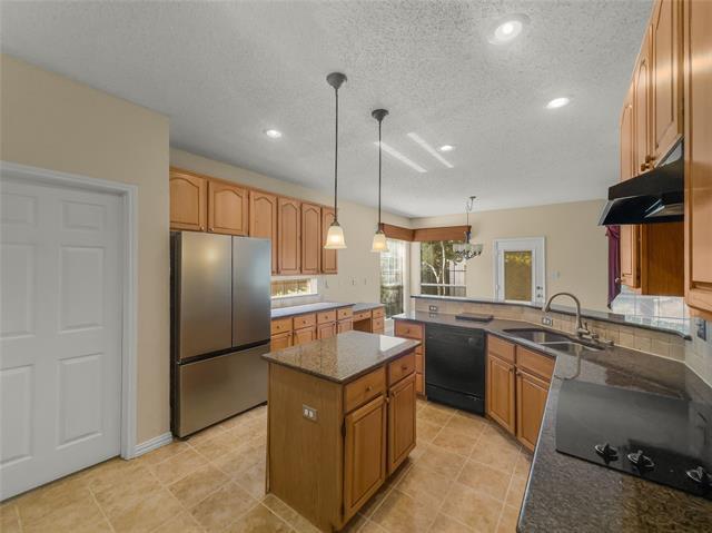 Building Photo - 2117 Nottingham St