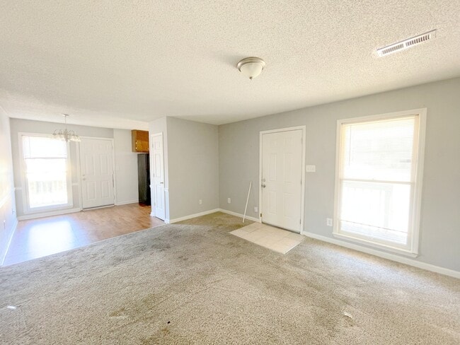 Building Photo - 1507 Halston Cir NW