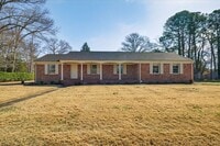 Building Photo - 2305 Lakewood Ln
