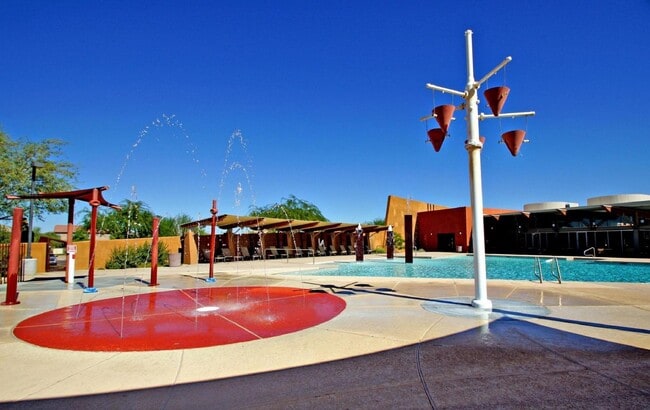 Building Photo - 3607 E Salter Dr