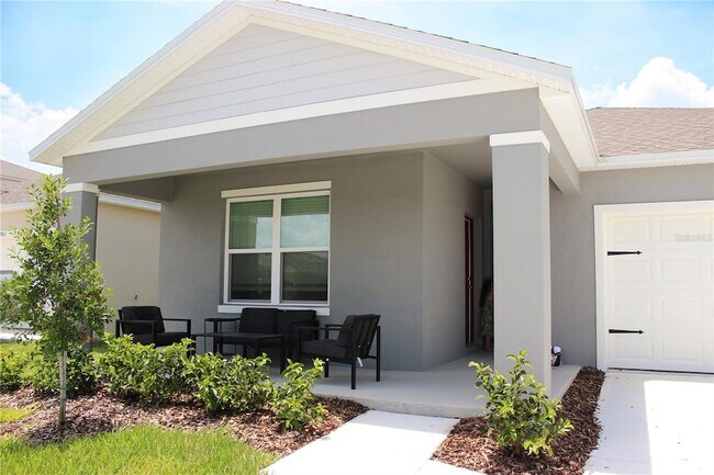 Building Photo - 2869 House Finch Rd