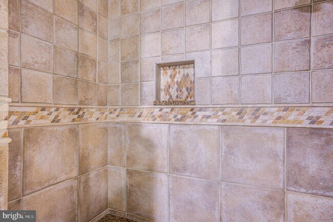 Building Photo - 1907 Luzerne Ave