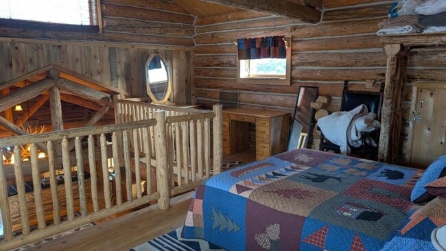 Building Photo - 15201 Co Rd 306