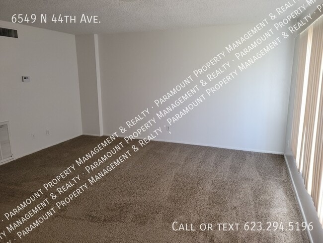 Building Photo - 6549 N 44th Ave