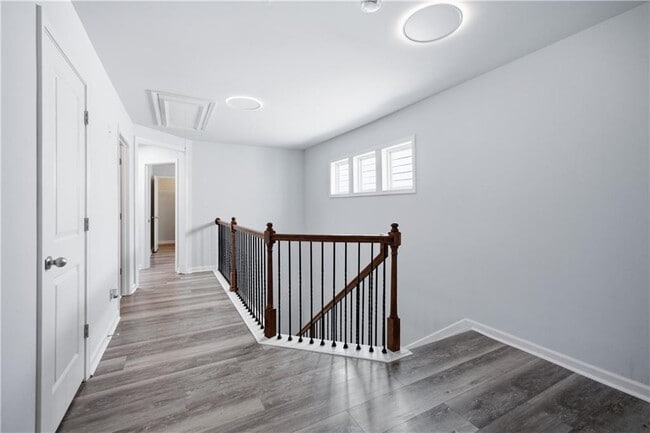 Building Photo - 4960 Ducote Trail
