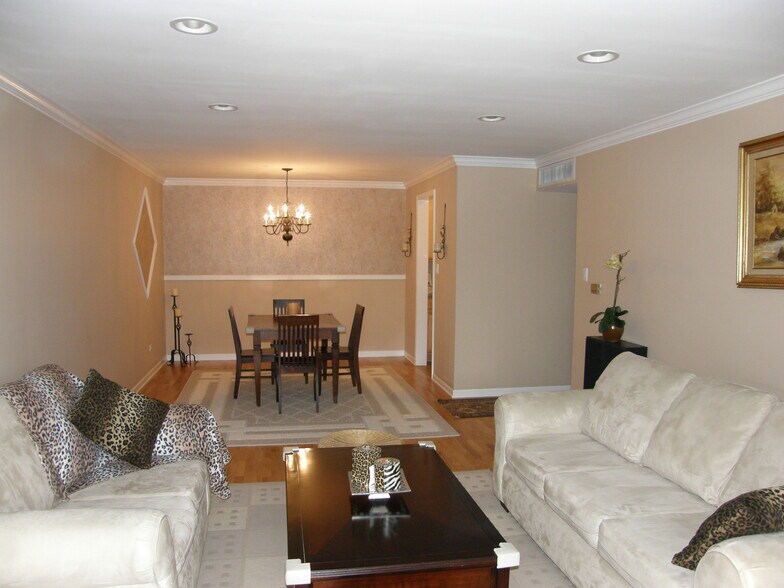 Building Photo - 920 Beau Dr