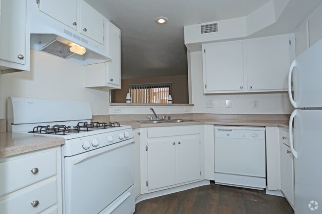 2BR,1BA-930SF Kitchen - Vellagio