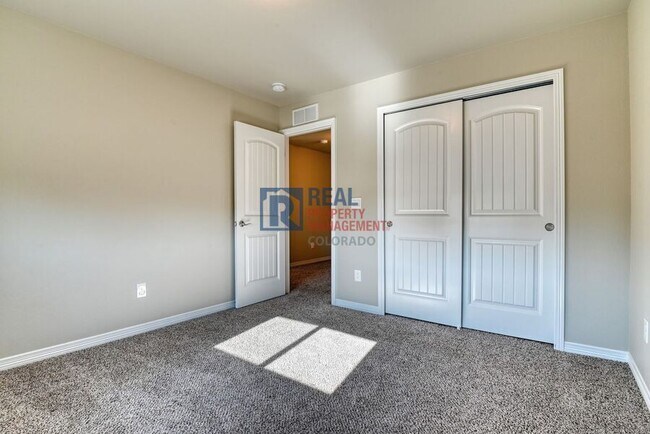 Building Photo - 6712 Skuna Dr