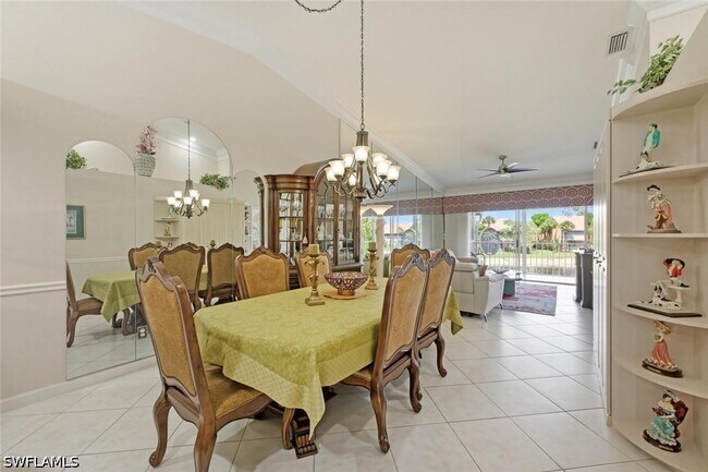 Building Photo - 1645 Windy Pines Dr