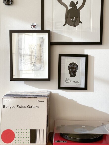 Building Photo - 315 E 8th St