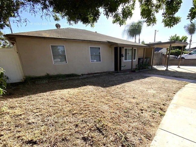 Building Photo - 206 E 185th St