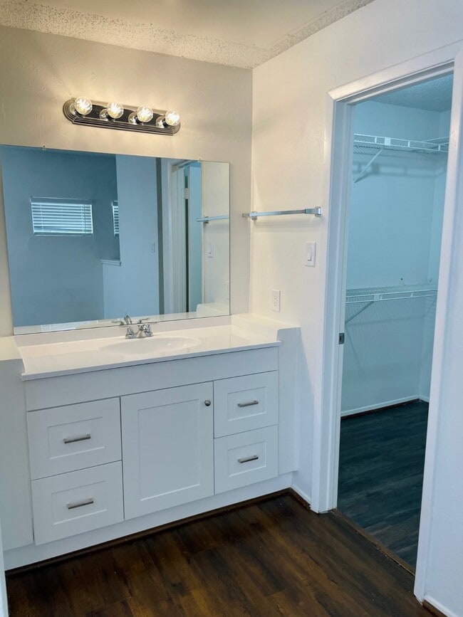 Building Photo - 2710 Grants Lake Blvd