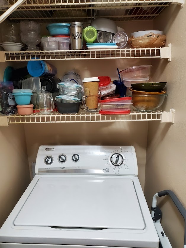Full size washer - 115 112th Ave NE