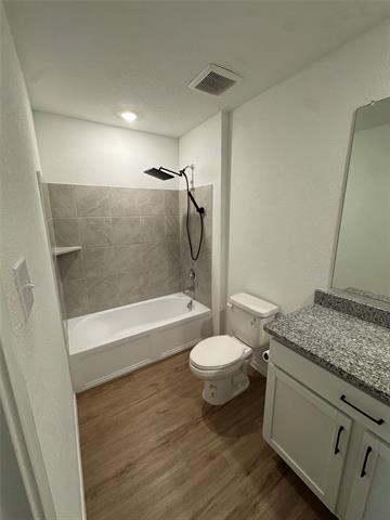 Building Photo - 5808 Cherry Holw Wy