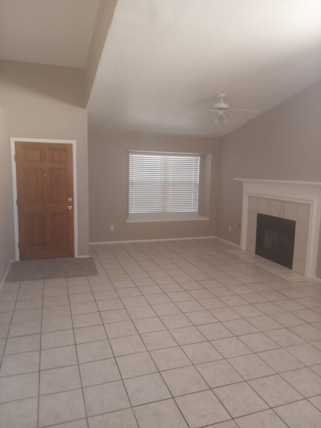 Building Photo - 12284 Amstater Cir