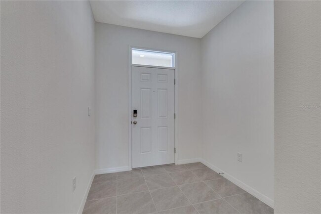 Building Photo - 2266 Tay Wes Dr
