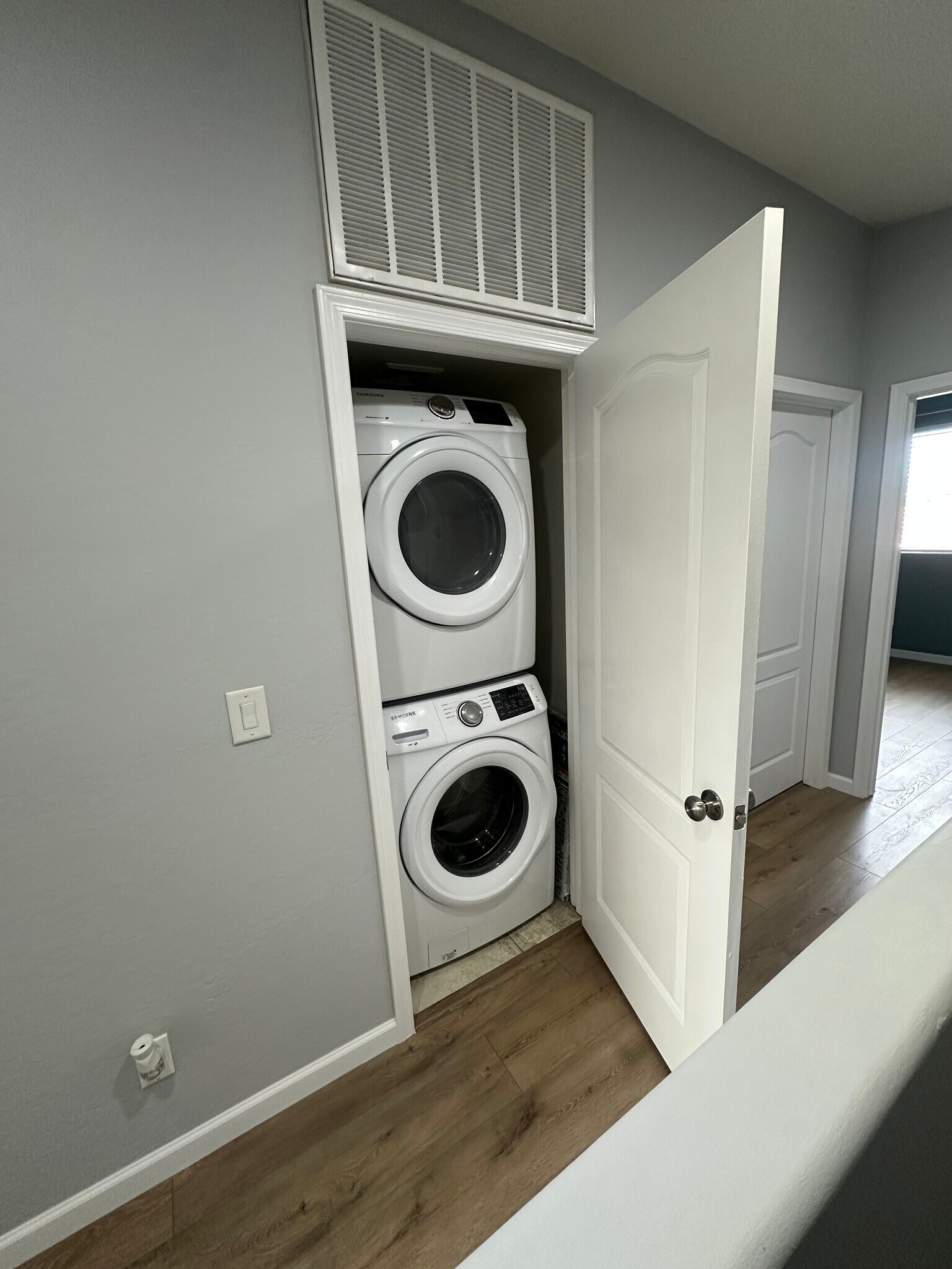 Building Photo - 17610 N 17th Pl