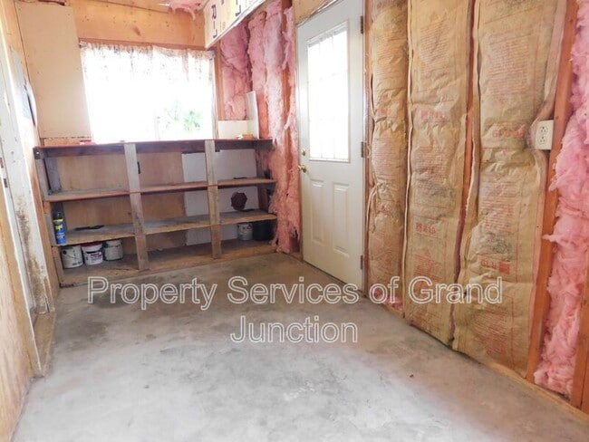 Building Photo - 1278-1215 15 Rd