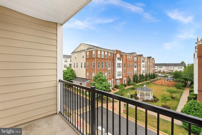 Building Photo - 42788 Lauder Terrace