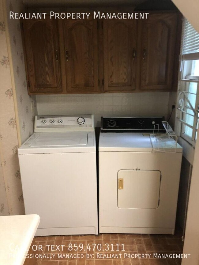 Building Photo - 360 Woodland Ave