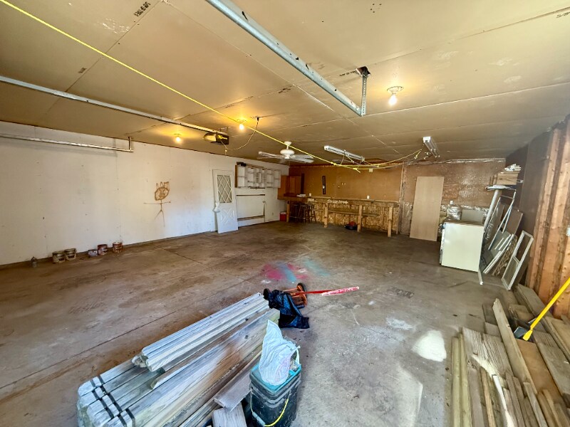 Building Photo - 1126 S 17th St
