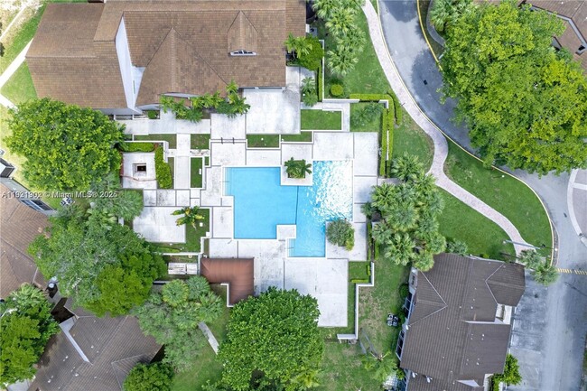 Building Photo - 9446 SW 140th Ct